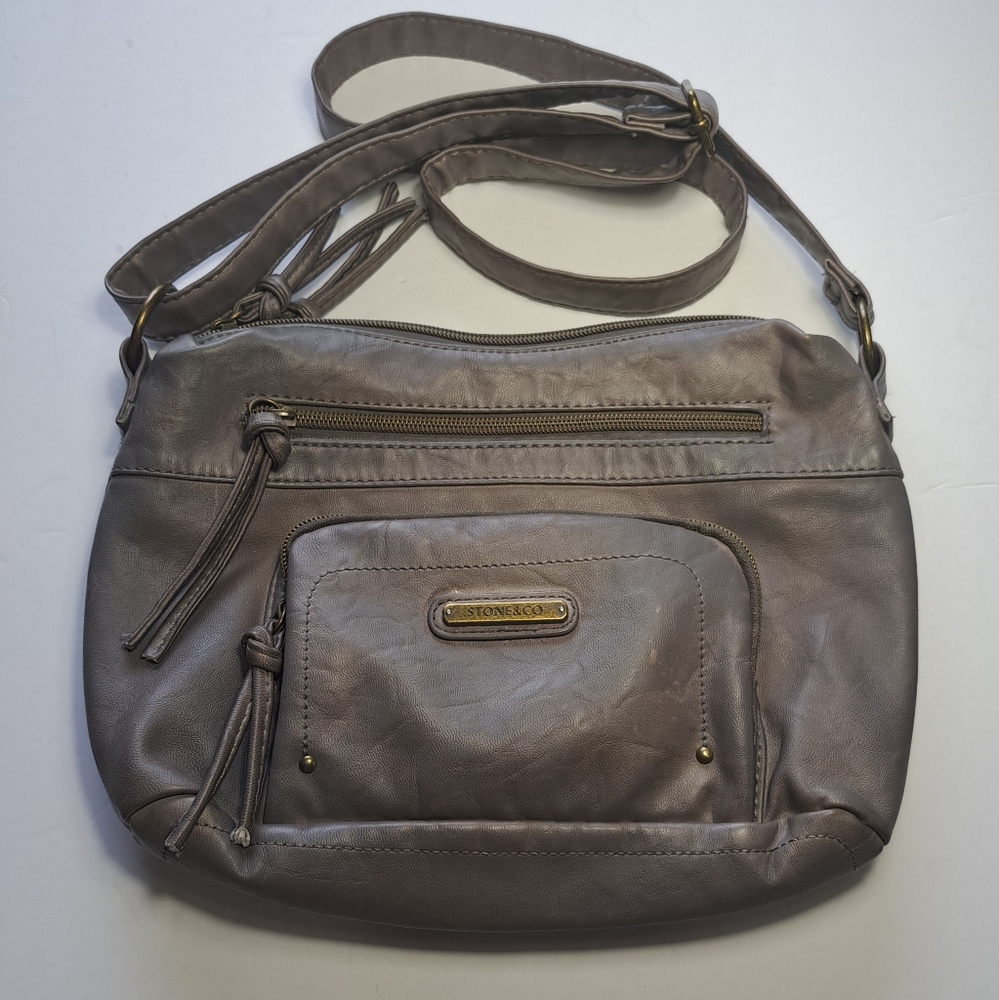 Stone Mountain Gray Vegan Leather Crossbody Shoulder Purse Handbag.